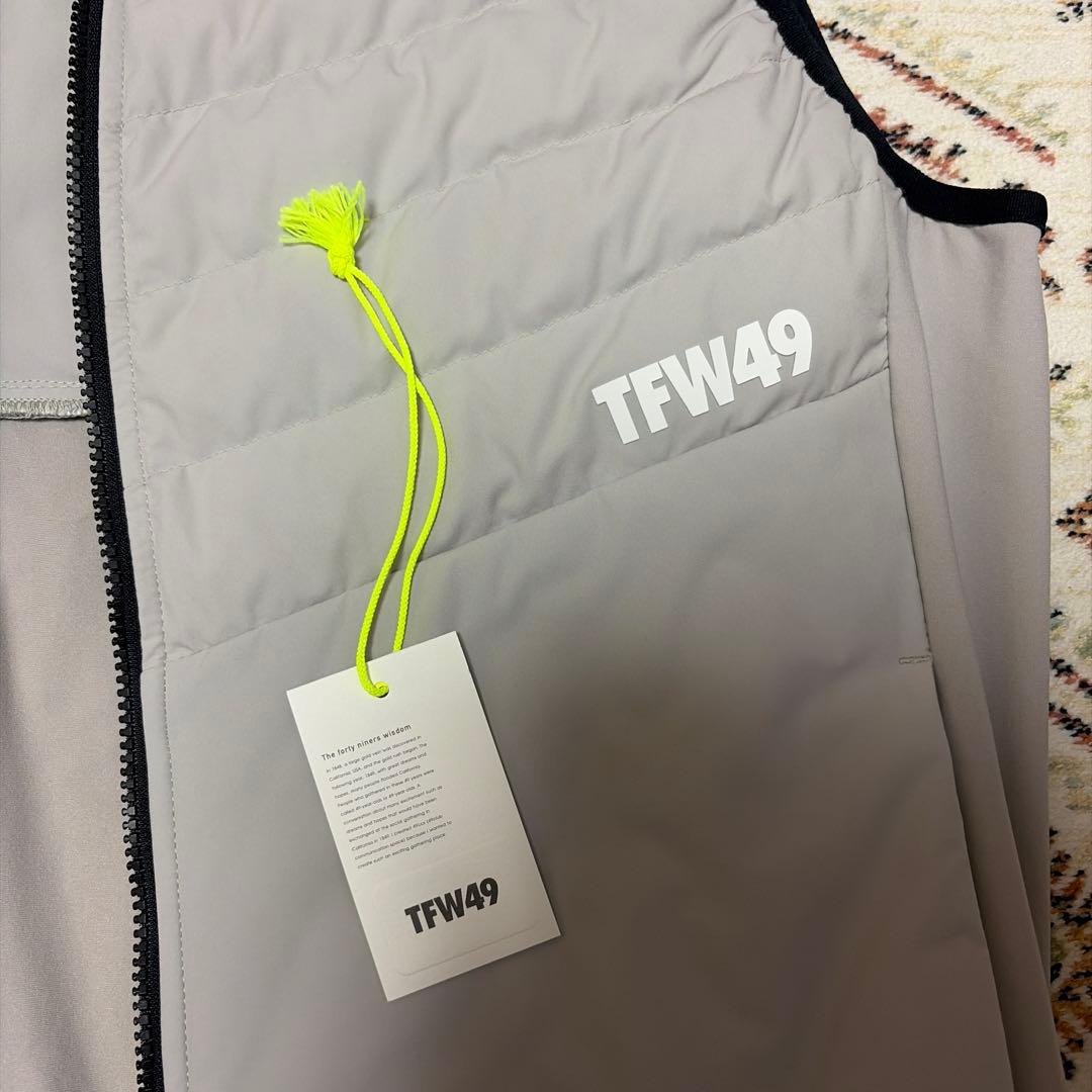 TFW49 SHIELD WARMER VEST 新品未使用　ダウンベスト　M