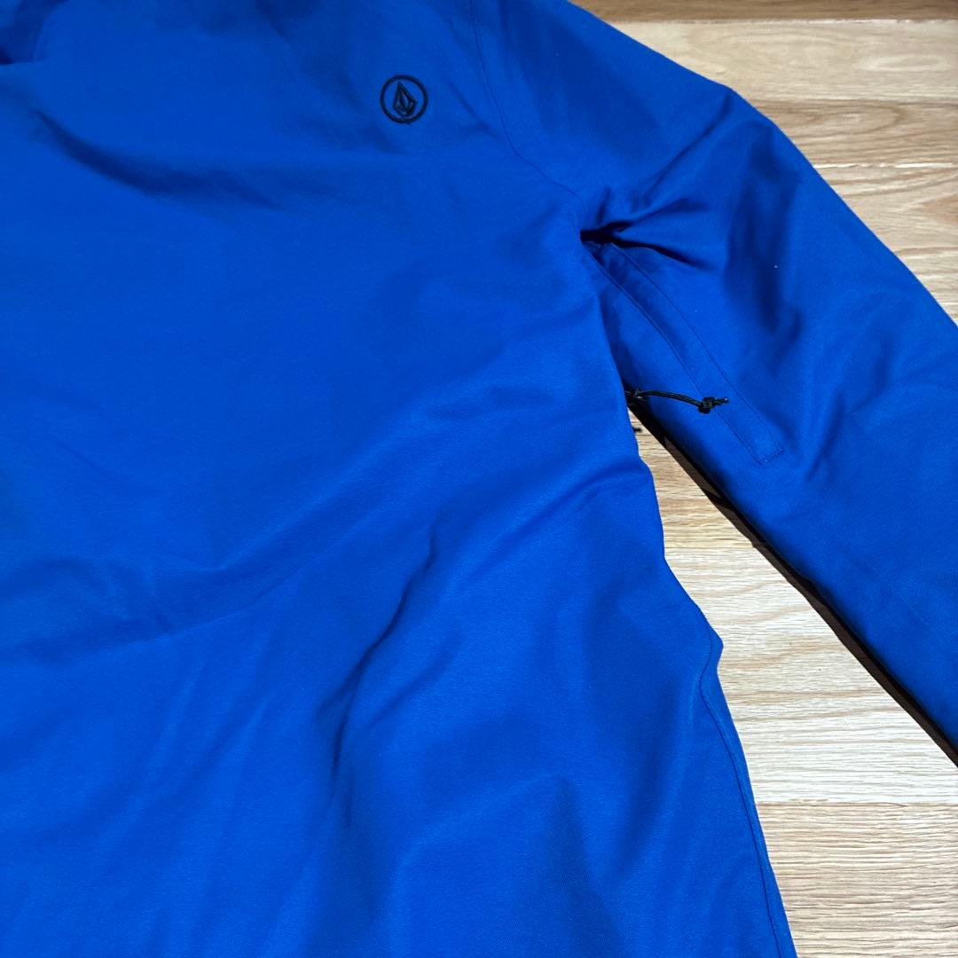 volcom レディース　スノーボードウェア