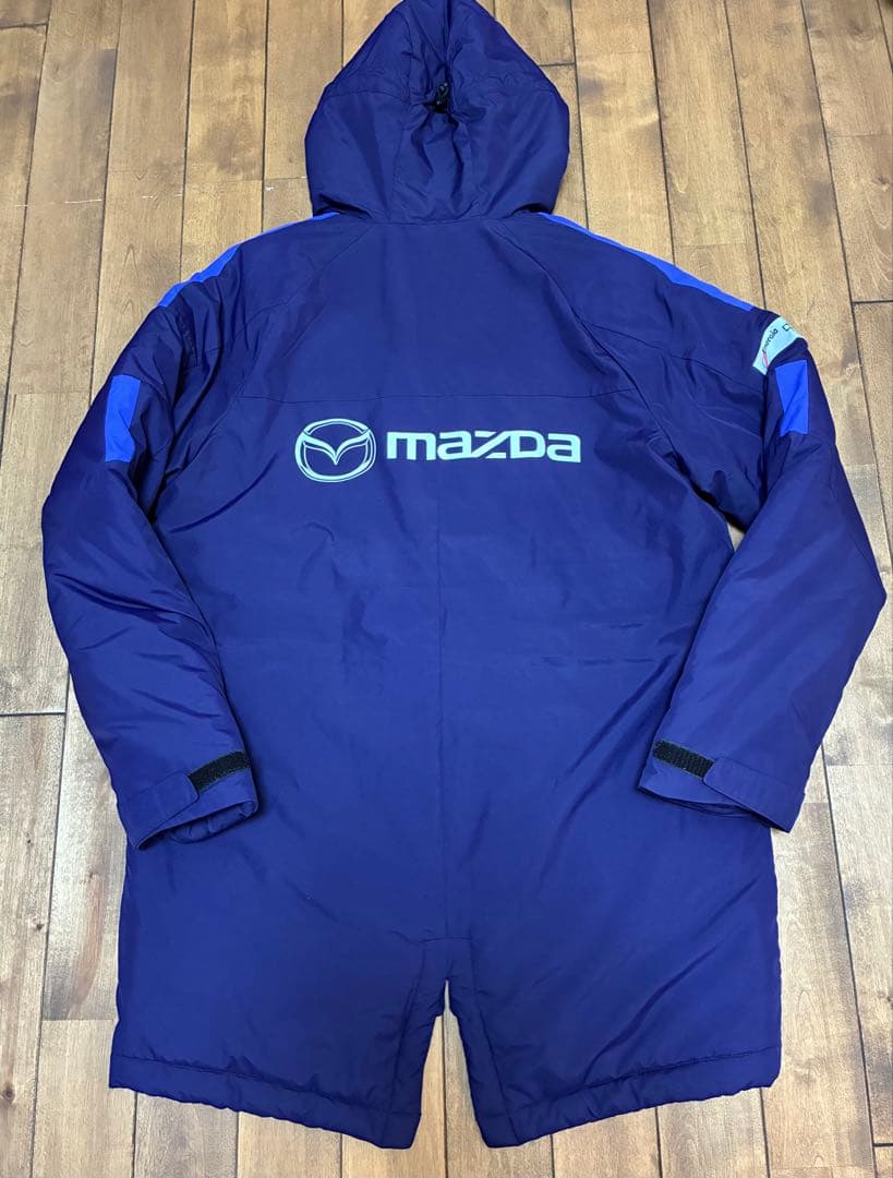 サンフレッチェ広島支給品NIKE ダウンコート XL美品　週末特価3,000円引