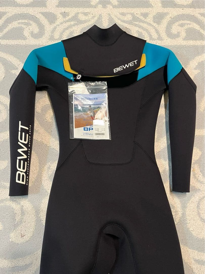 未使用品　BEWET レディース　3ミリフルスーツ