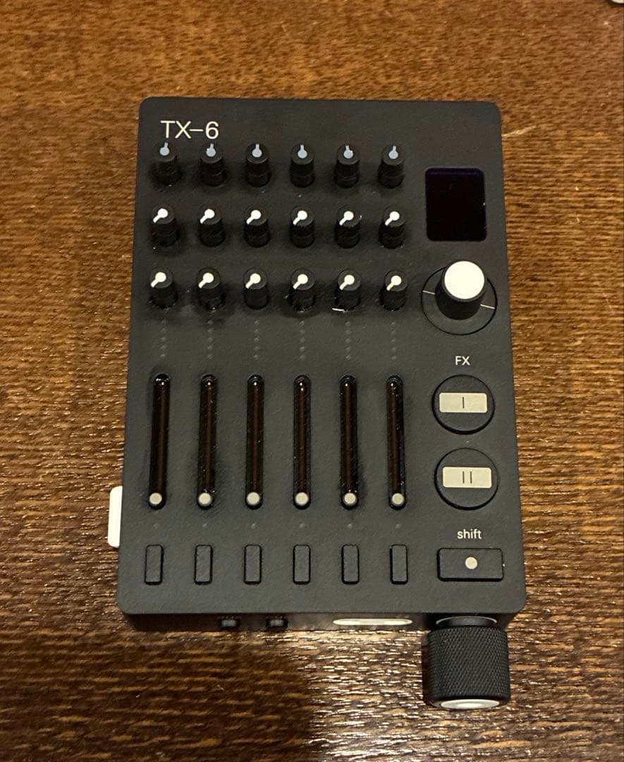 配信機器・PA機器・レコーディング機器 TEENAGE ENGINEERING TX-6