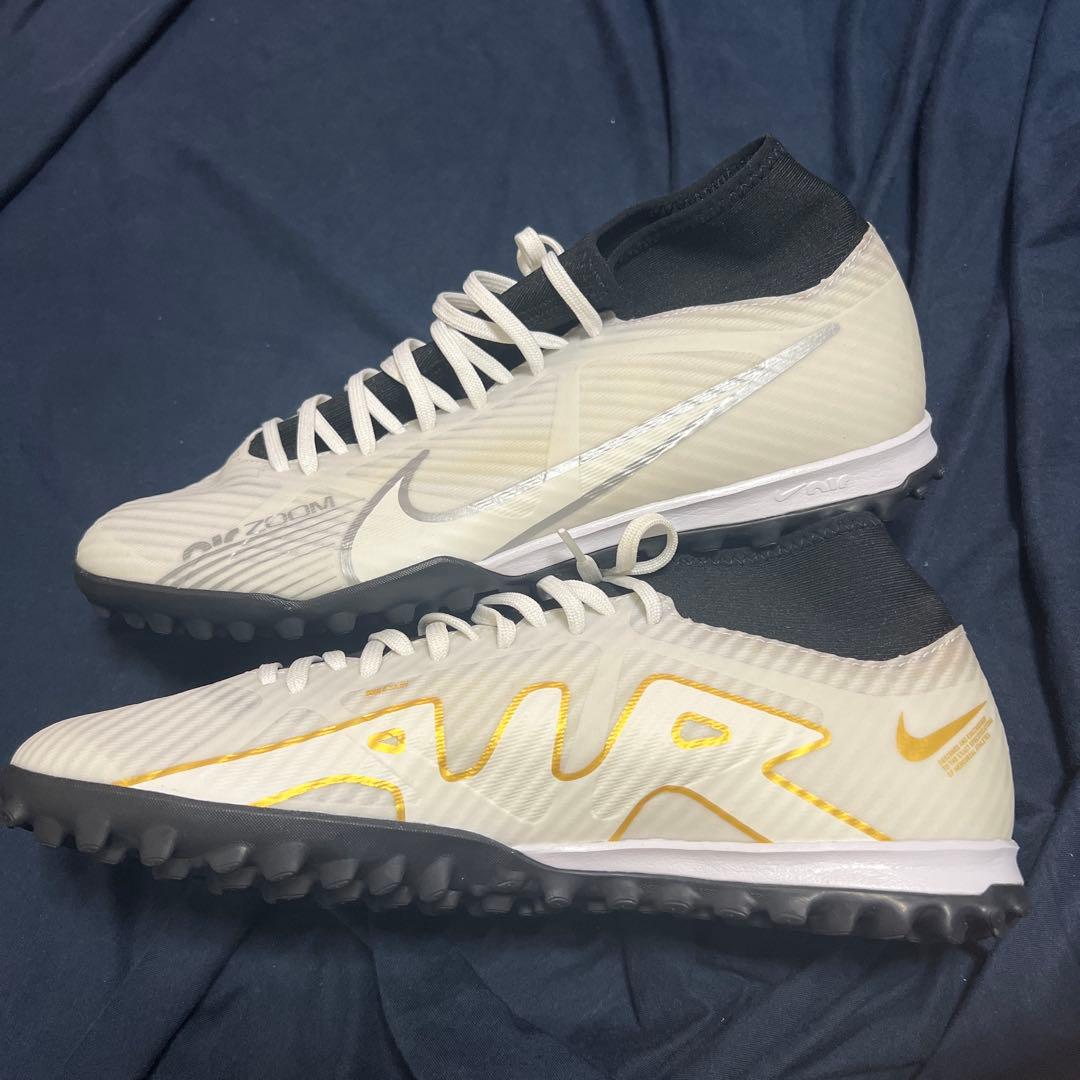 Nike Air Zoom ホワイト/ゴールド 人工芝用　ナイキ　シューズ