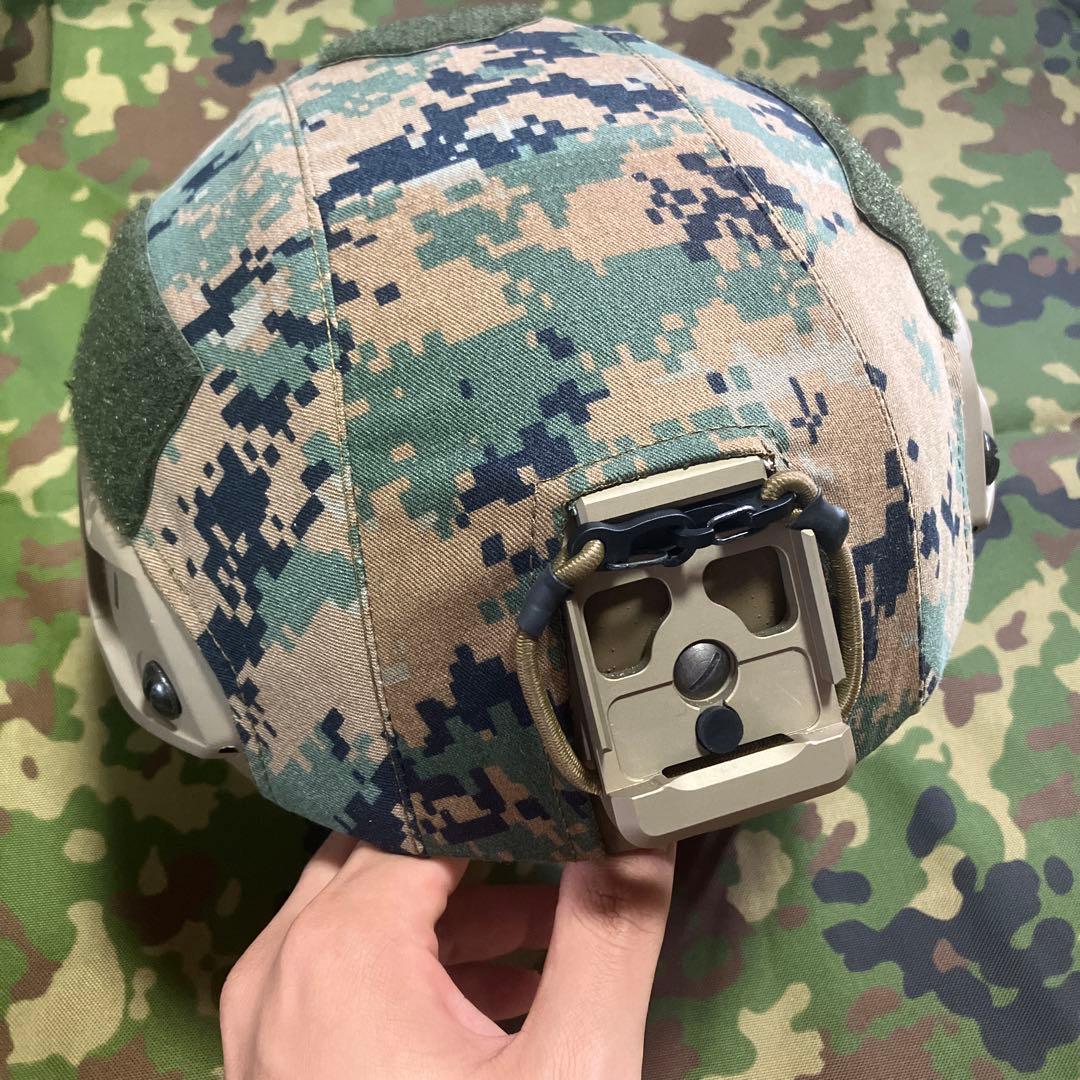 ハイカット ECH Lサイズ用ヘルメットカバー 米軍 海兵隊 防弾 ヘルメット①