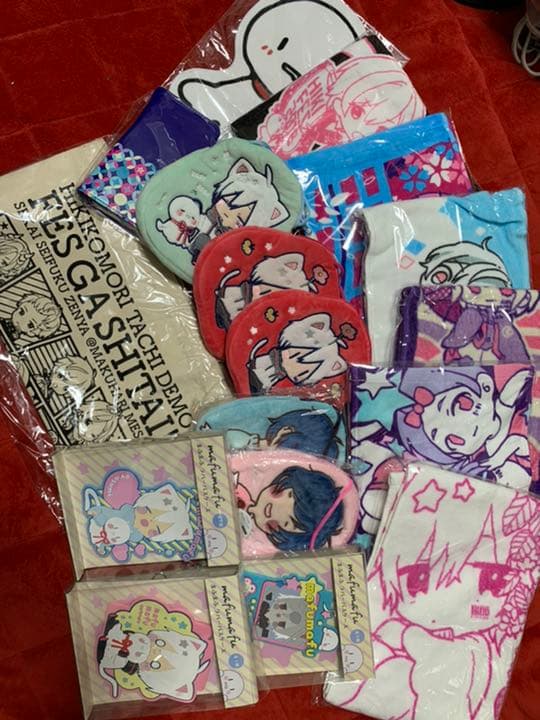 まふまふさんグッズ　まとめ売り　破格値　48点　限界価格です。