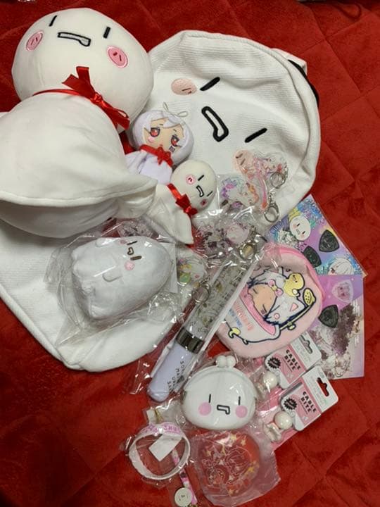 まふまふさんグッズ　まとめ売り　破格値　48点　限界価格です。