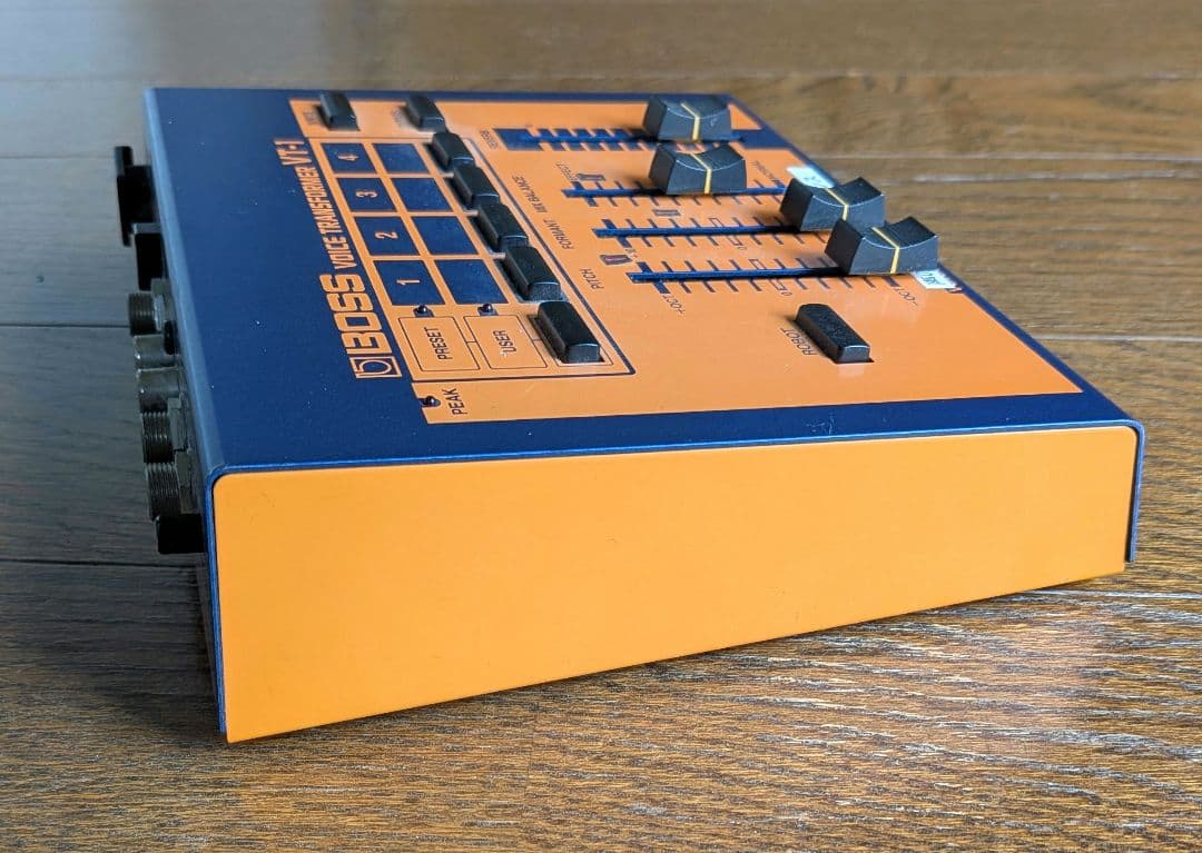 BOSS VT-1 voice transformer（ボイスチェンジャー）