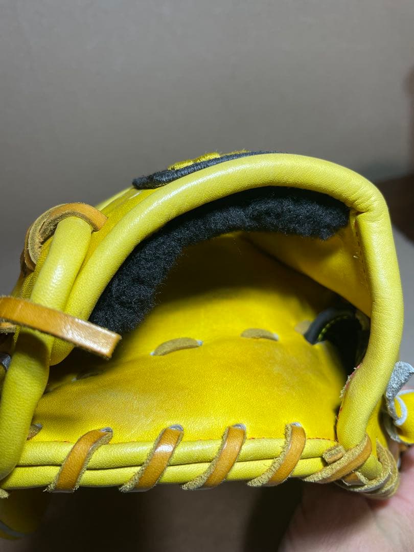 野球　硬式グローブ イエロー 東駒