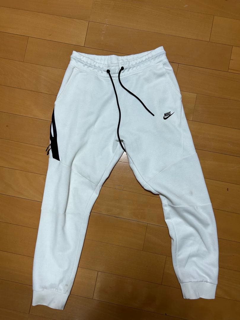 Nike ホワイト ジャージ上下セット