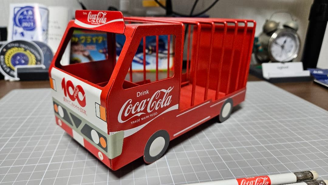 コカコーラ トラック型文房具入れと鉛筆セット