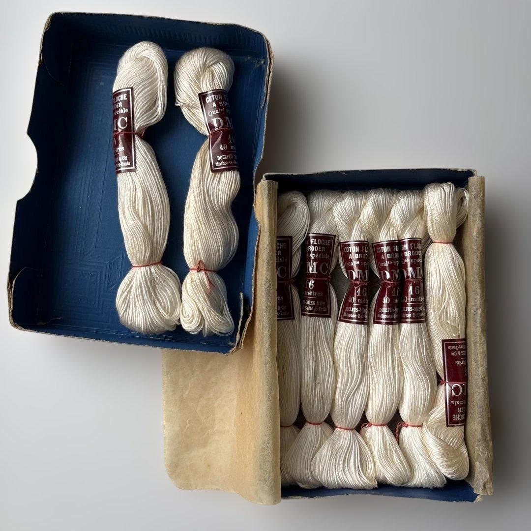 アンティーク　DMC 刺繍糸　白糸　ディスプレイ