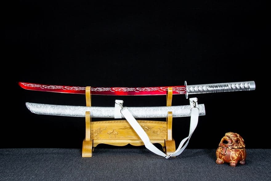 古兵器   武具　刀装具　日本刀　模造刀   居合刀 赤炎刺繍春刀