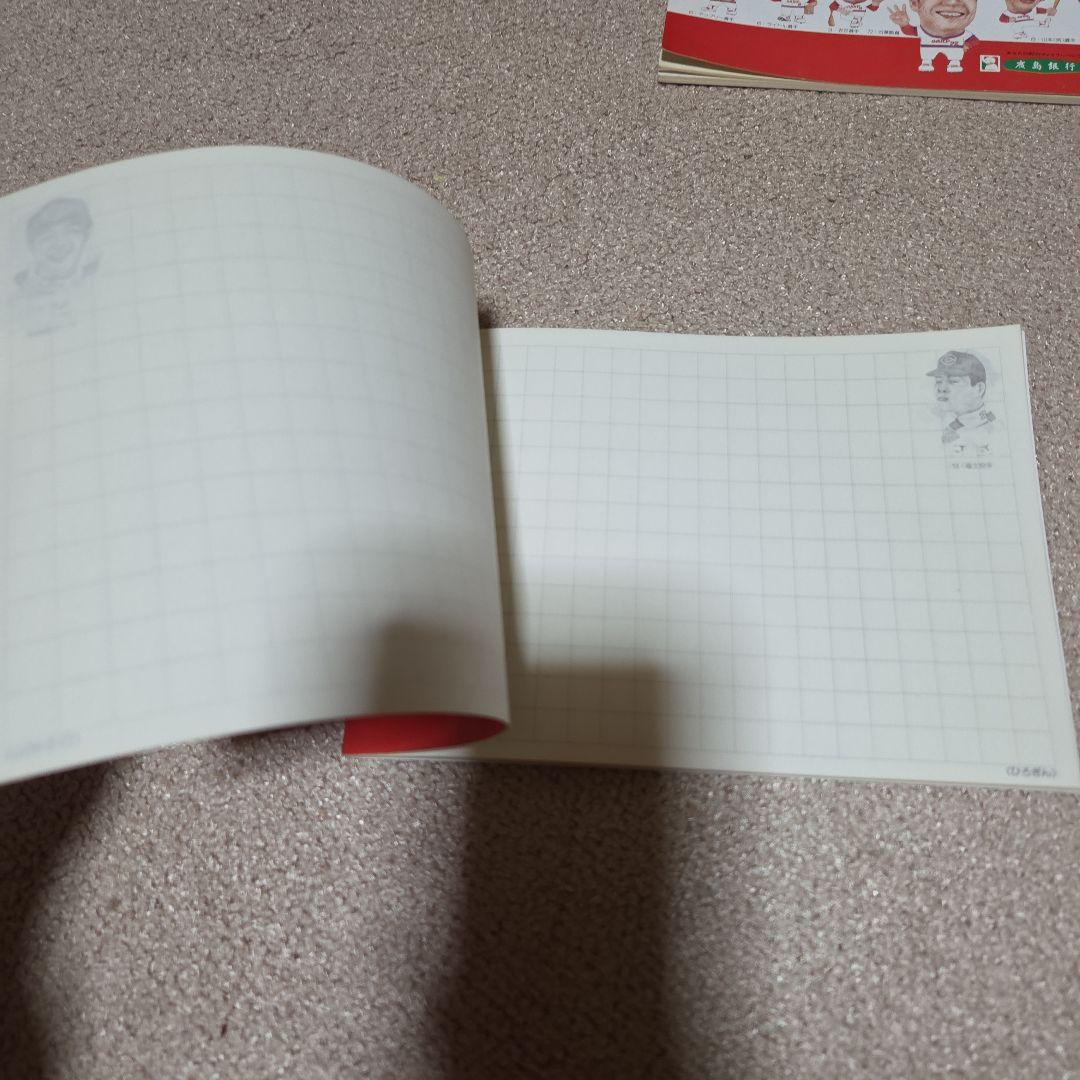 カープ×広銀　昭和５９年V4.J3記念貯金箱3つ、カープメモ帳3つ