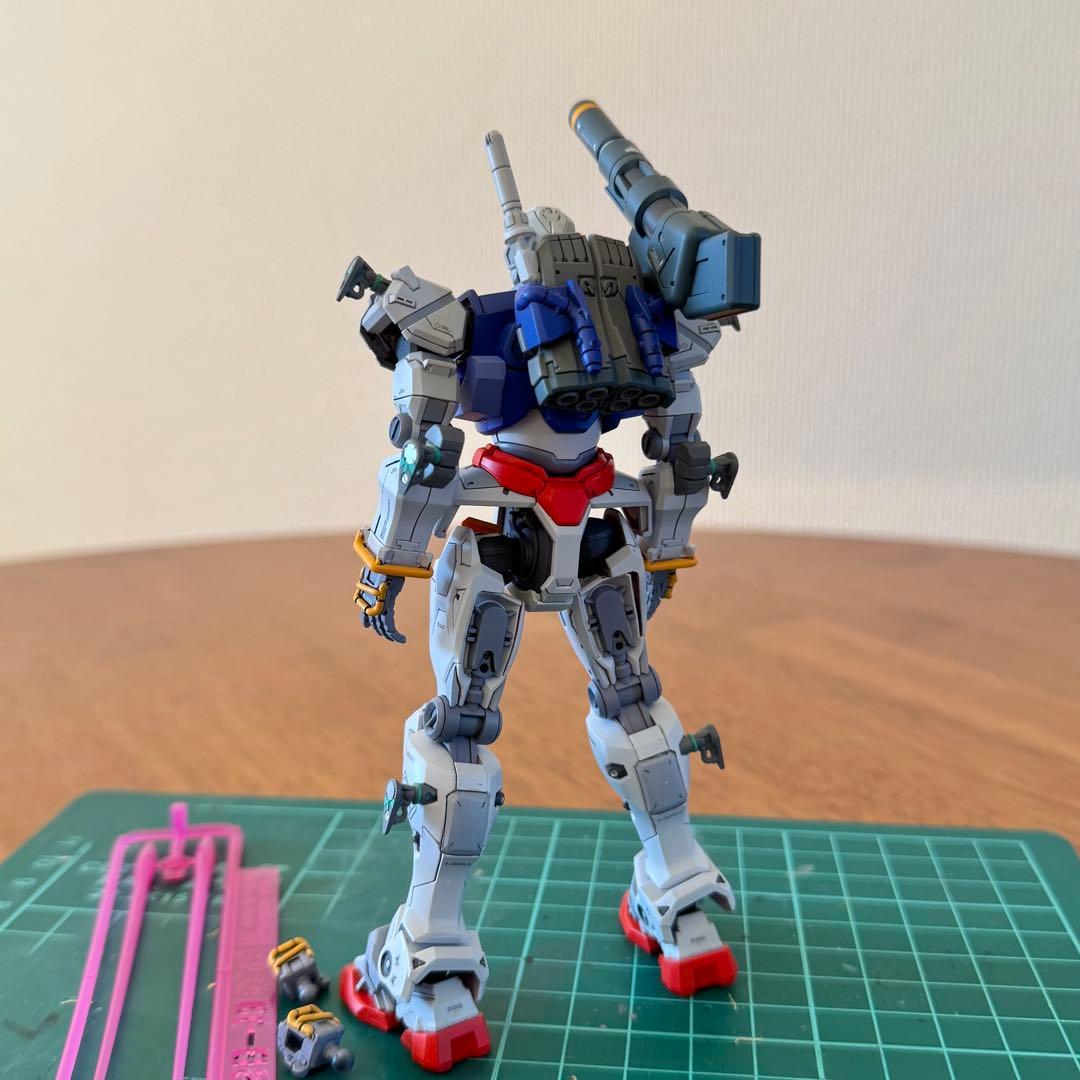 HG 赤いガンダム 軽キャノン 全塗装済