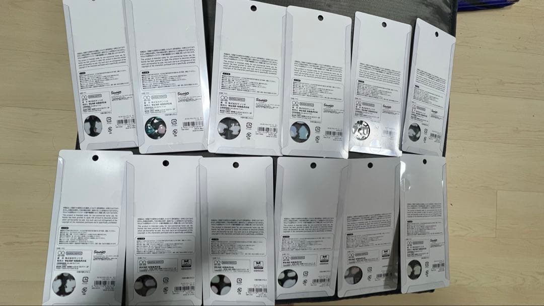 ボンボンドロップシールたまごっち&ボンボンドロップシールミニ　サンリオ全種➕6枚