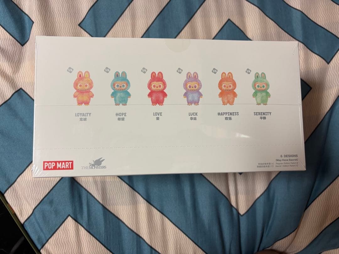 ラブブ V3 Big Into Energy Labubuぬいぐるみ1ボックス