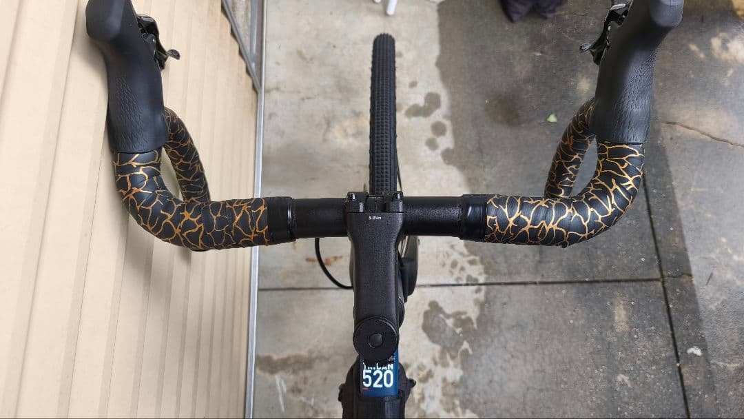 Triban RC520ロードバイク Mサイズシマノ105 引き取り限定世田谷