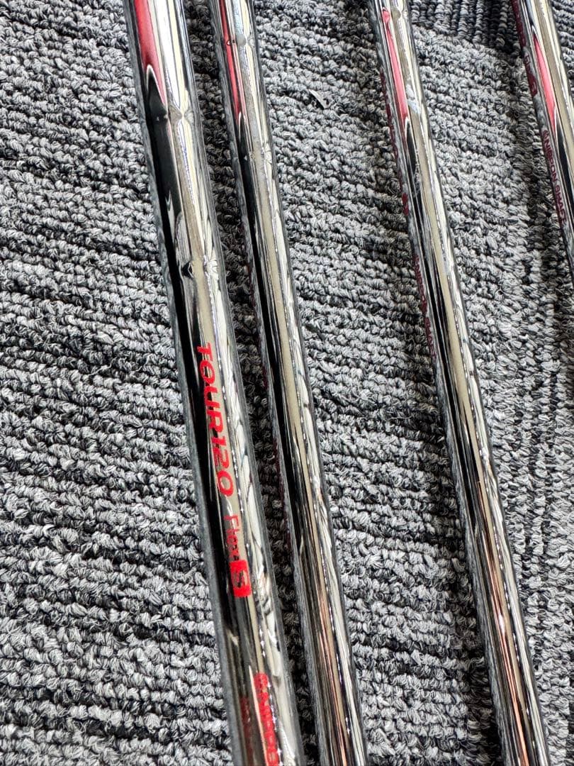 美品　スリクソン　zxi7 モーダス120S 6本セット　P〜5 6本セット