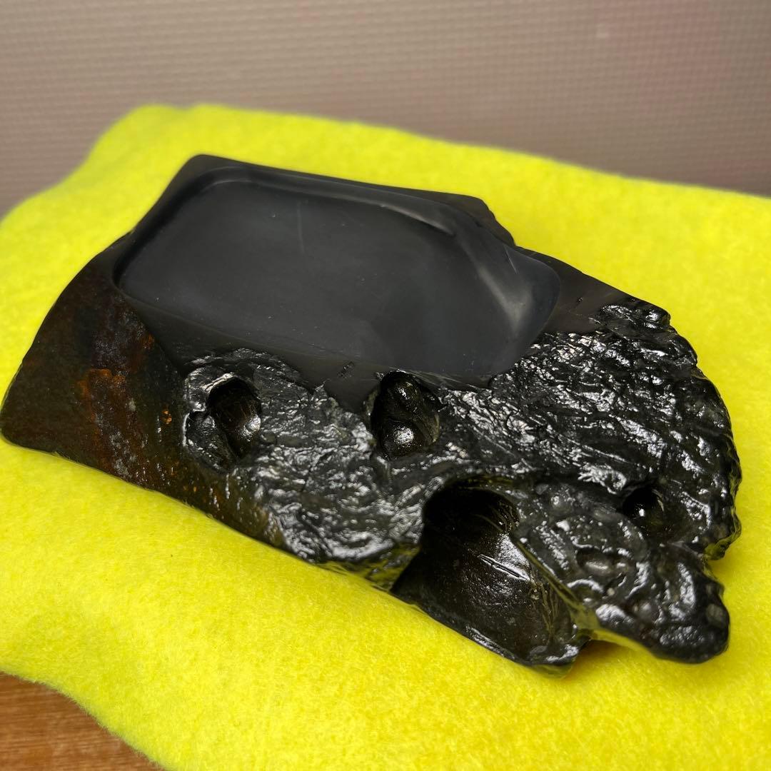 ⭕️屋久島硯　秀命堂　秀命作　純手彫り　希少な硯　女性好み作品　荒々しさ感じる