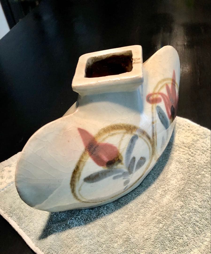 陶芸品　ハート型の 花器