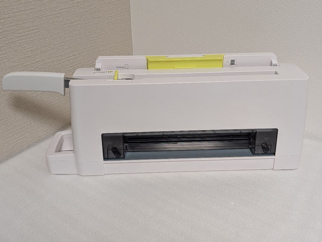 PLUS 裁断機 PK-213 ホワイト