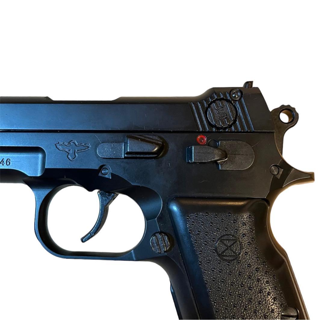 マルシン製 ブレンテン マキシ 8mm オールブラックモデル　マイアミバイス