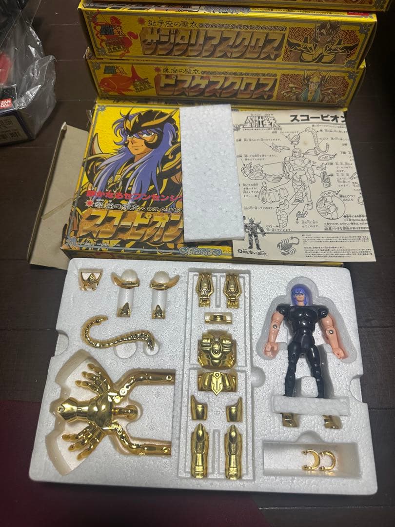 聖闘士聖衣大系　黄金聖衣7体＋アルファローブ