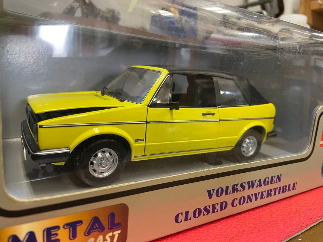 フォルクスワーゲン　　クローズコンバーチブル