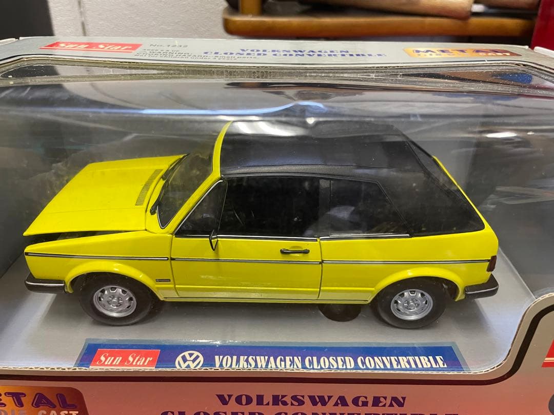 フォルクスワーゲン　　クローズコンバーチブル
