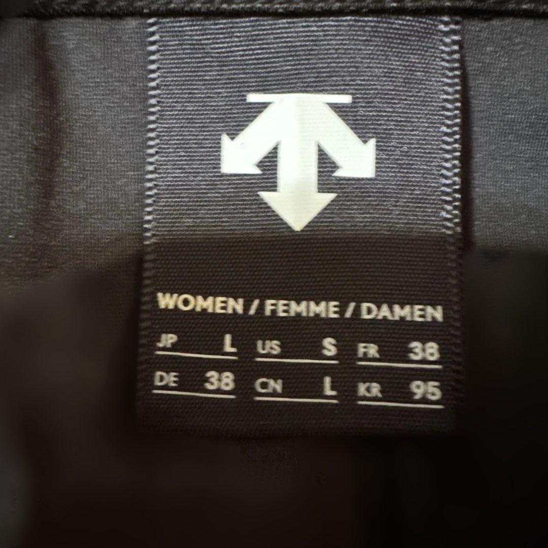 デサントゴルフ 長袖プルオーバー　新品未使用