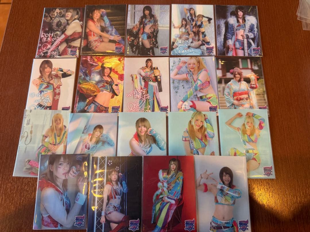 全108種　女子プロレス　マリーゴールド　岩谷麻優　トレーディングカード　コンプ
