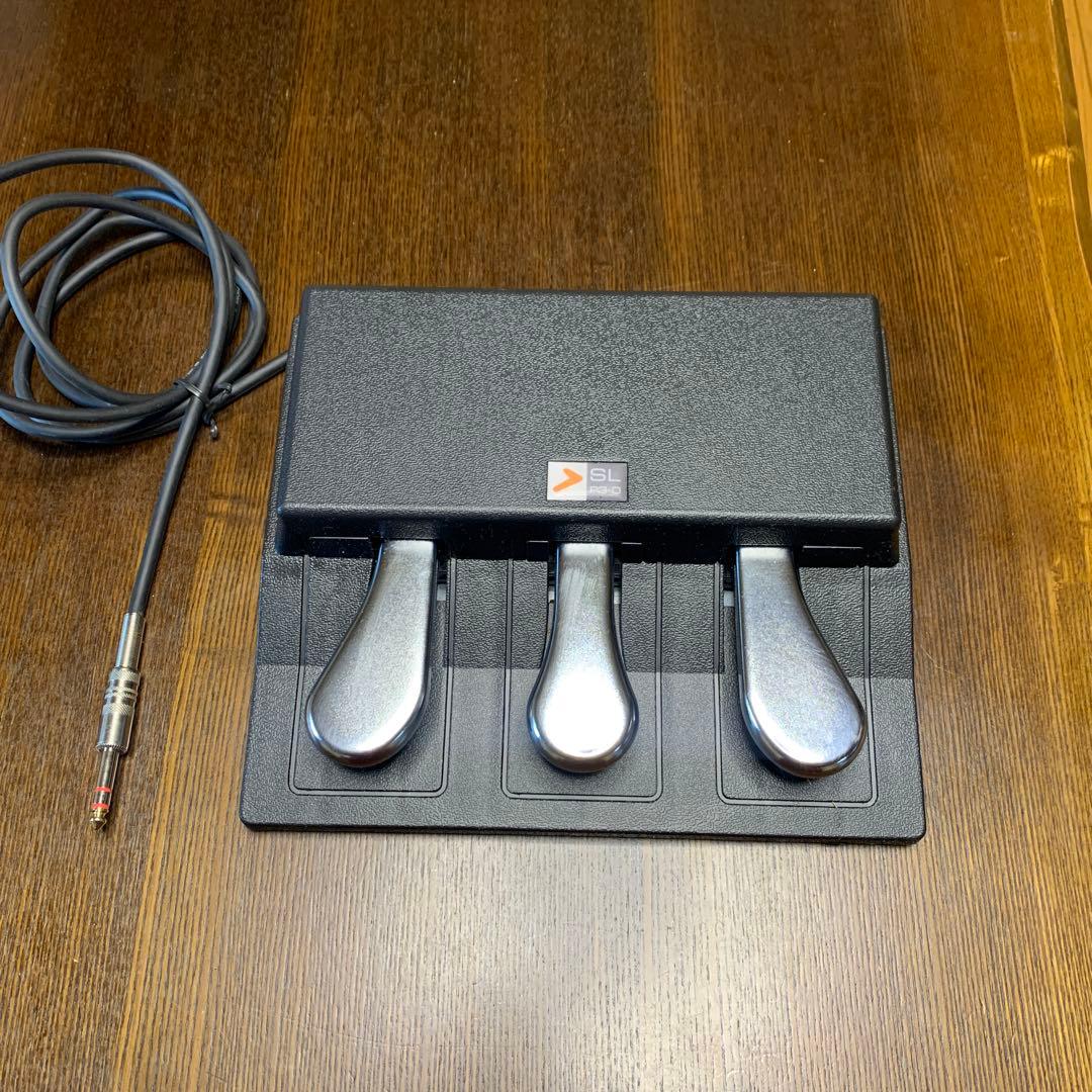新同美品　studiologic 3本フットペダル　SLP3-D