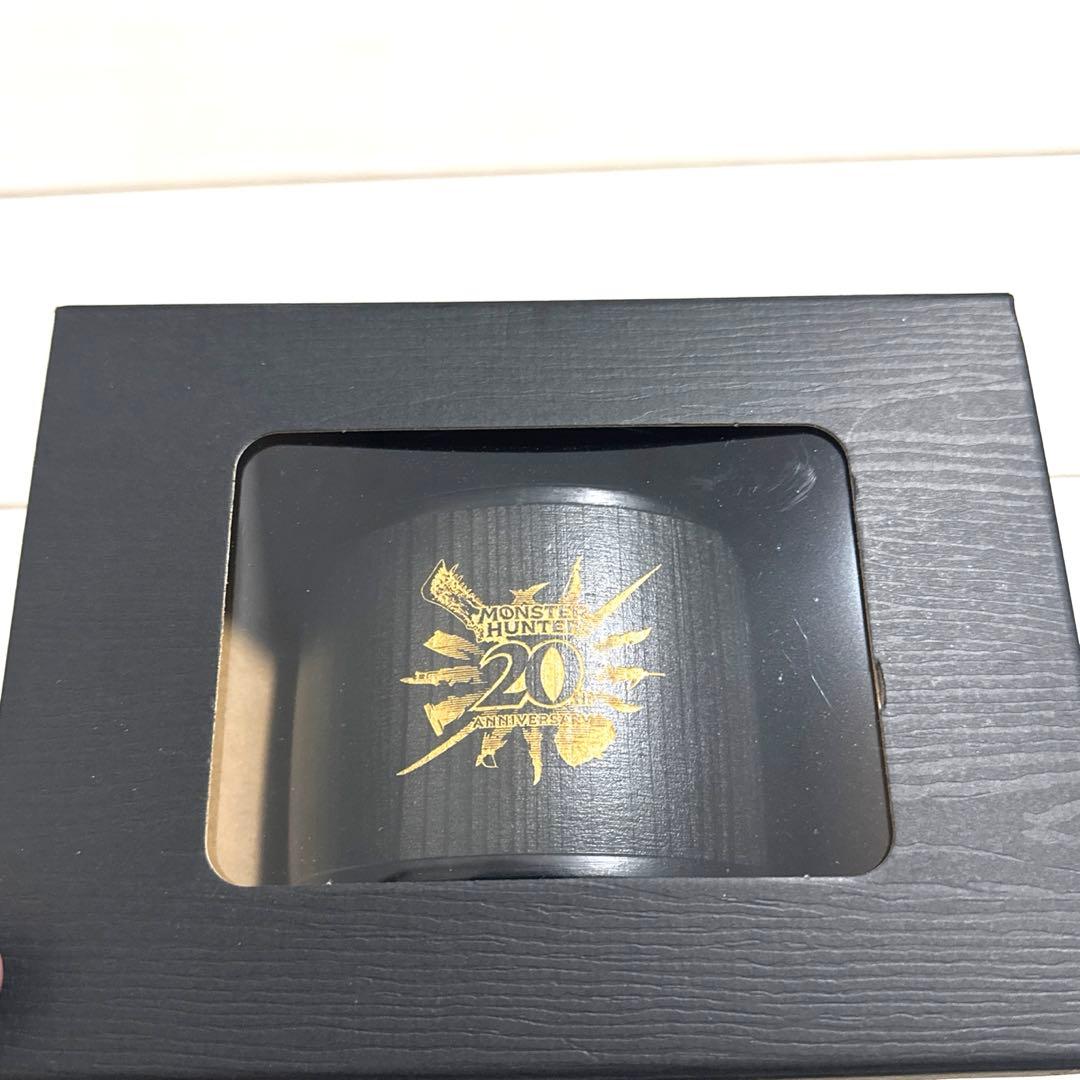 木樽ジョッキ　モンスターハンター　20周年　記念【クエストクリア彫刻付】