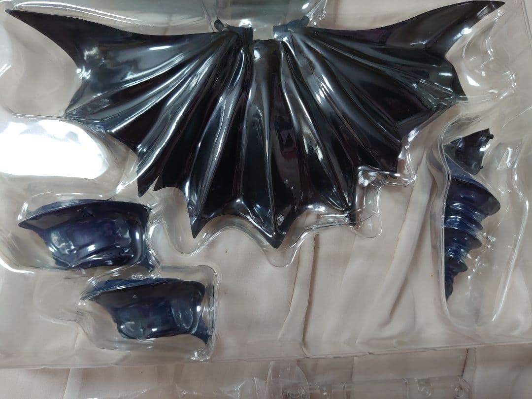 S.H.Figuarts 仮面ライダーゾルダ & 仮面ライダーナイト