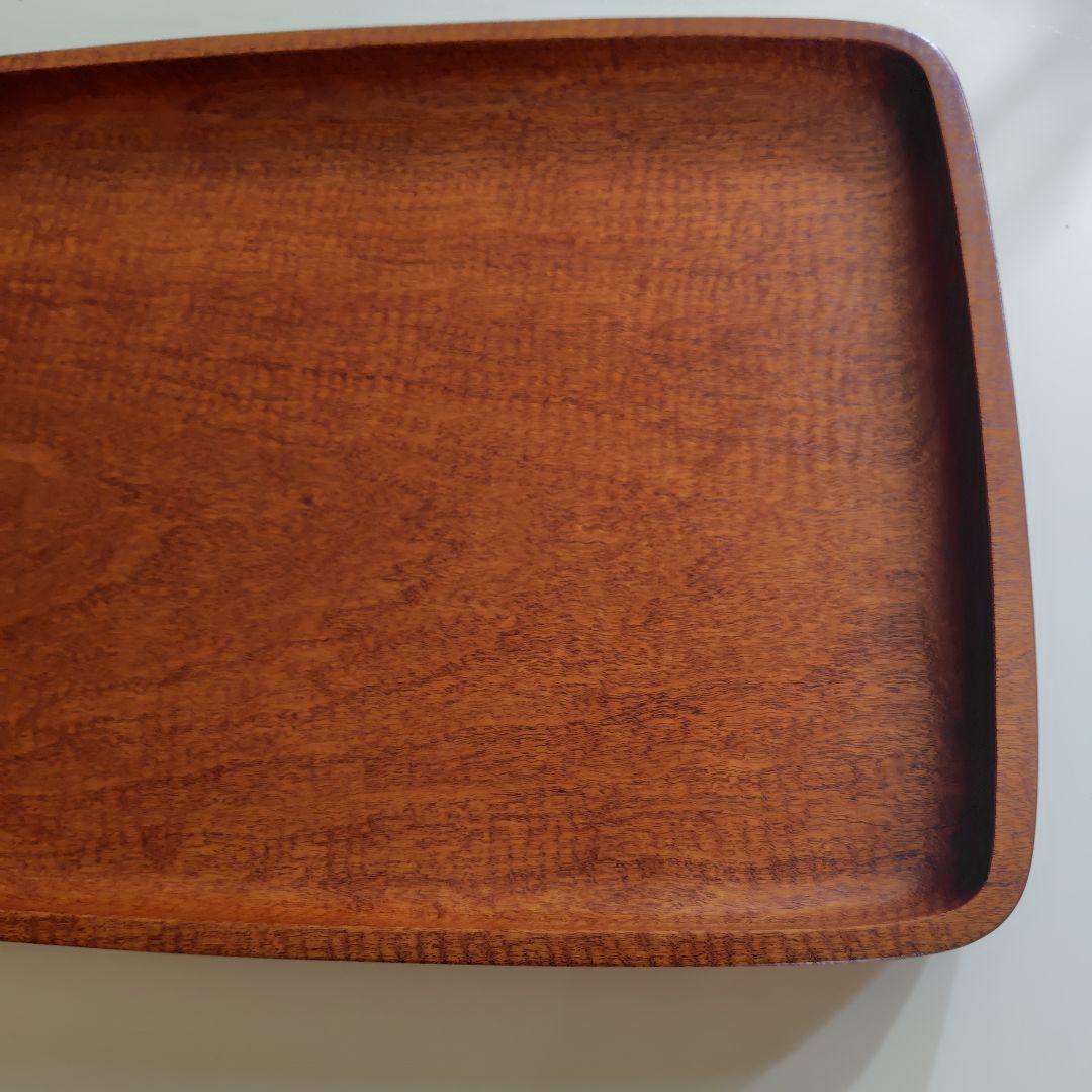 本花梨無垢板使用長盆漆仕上げ