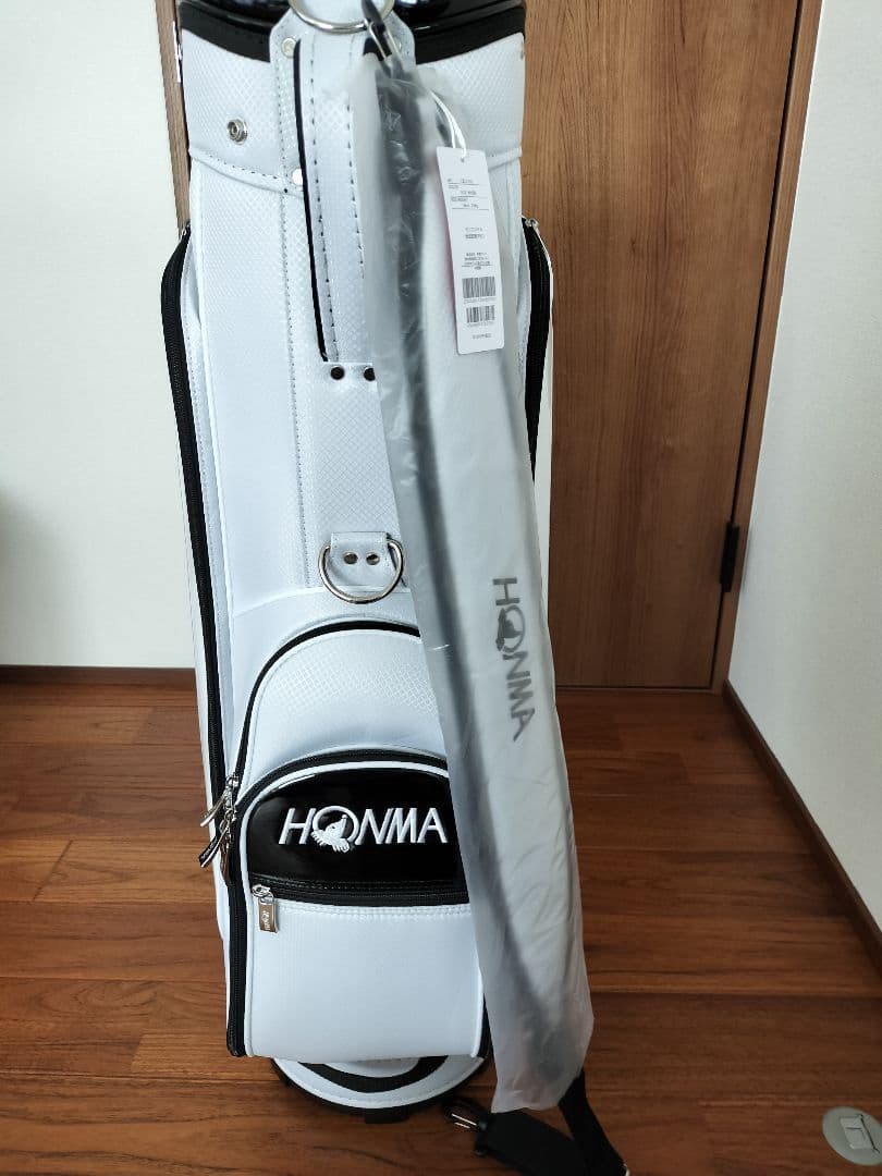 ホワイト ゴルフバッグ スリムデザイン