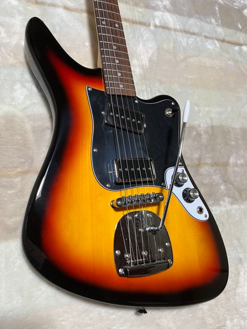 Aria Retro Classics RETRO-1532J 3TS　ビザール