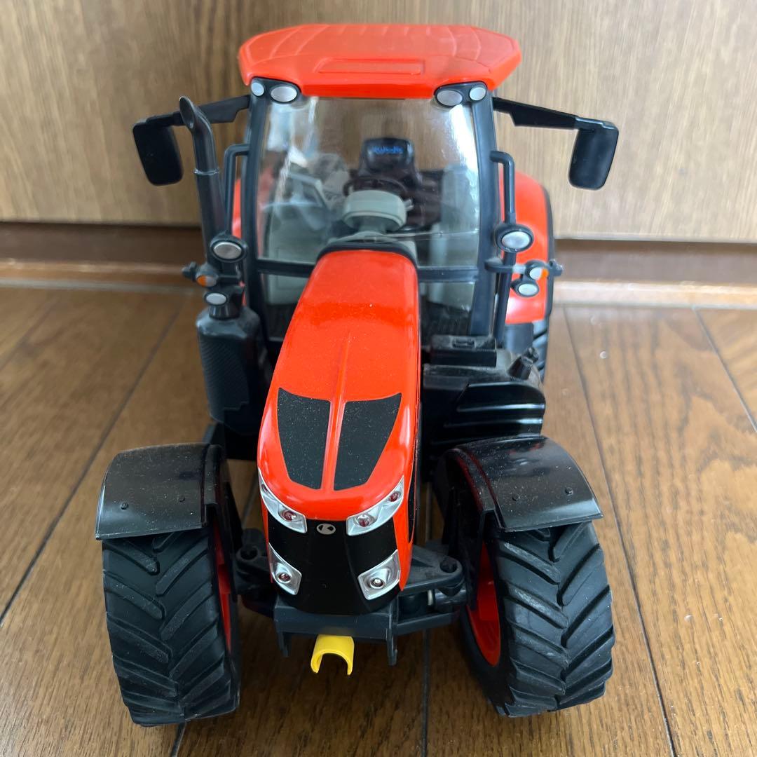 ⭐︎レア⭐︎非売品　Kubota M7-172プレミアム トラクター　ミニカー