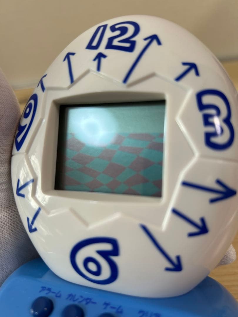 たまごっち　めざまっち 目覚まし時計　新品　白