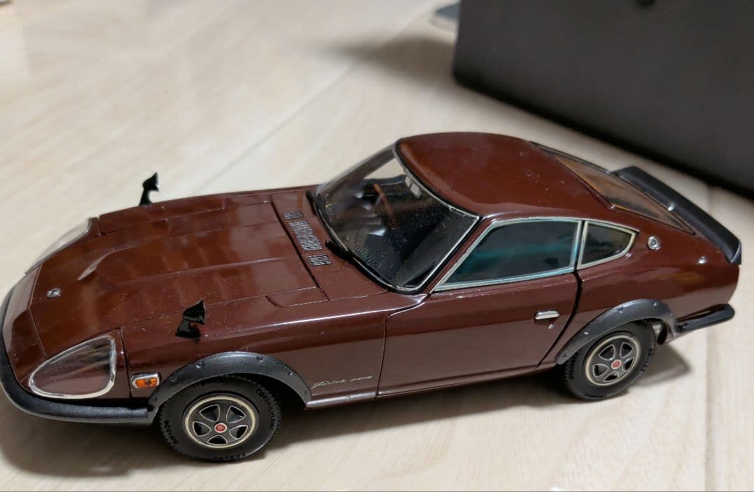 Nissan Fairlady 240Z-G 1/24スケール