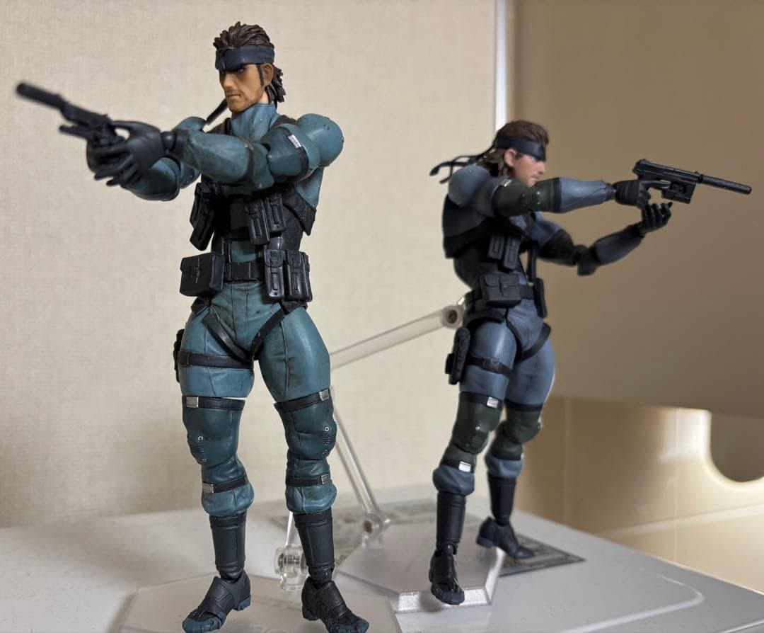 figma ソリッド・スネーク MGS2 ver. 新旧ダブルセット