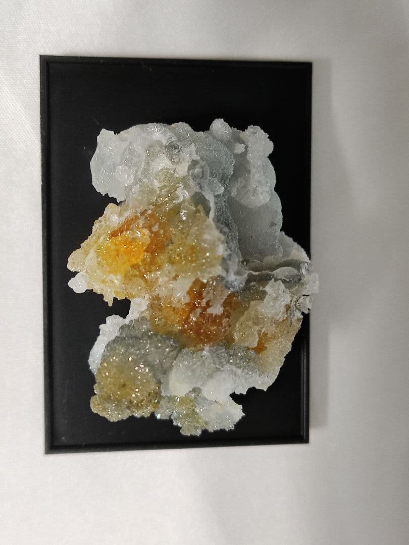 パワーストーン　天然石　原石　蛍光鉱物　ジンカイト　64g　No.158