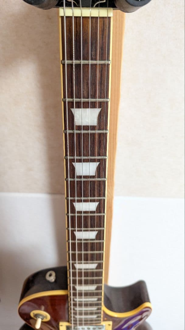 エピフォン　レスポール