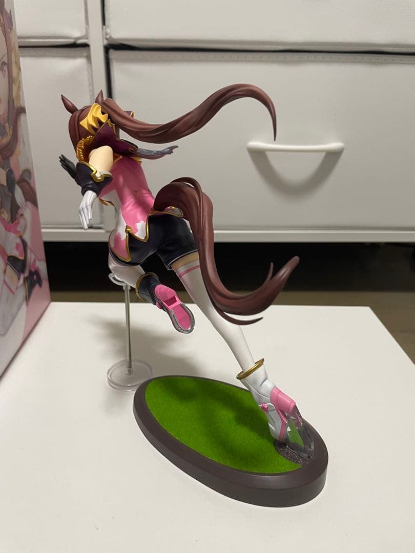 【開封済中古】 サクラバクシンオー ウマ娘 フィギュア