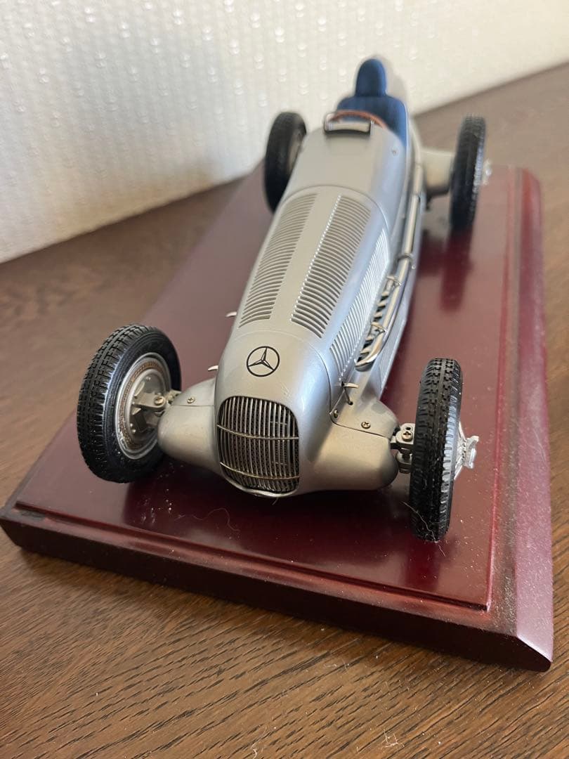 ベンツ　模型ダイキャスト