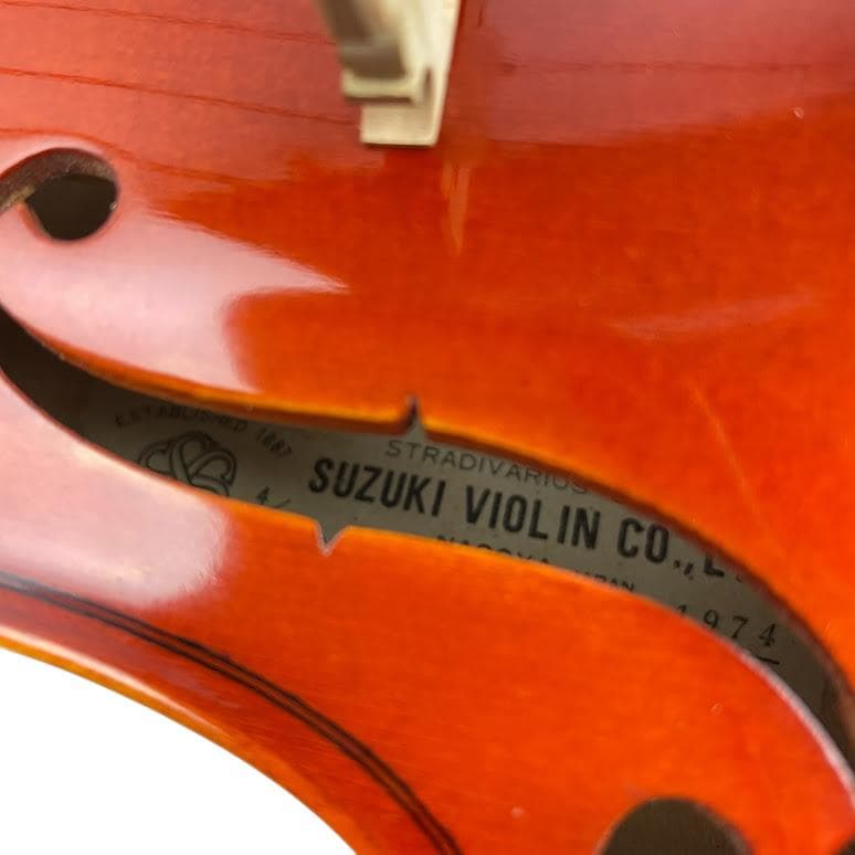 極美品●鈴木バイオリン● No.300 4/4 1974年製 弓 T.杉藤 虎杢