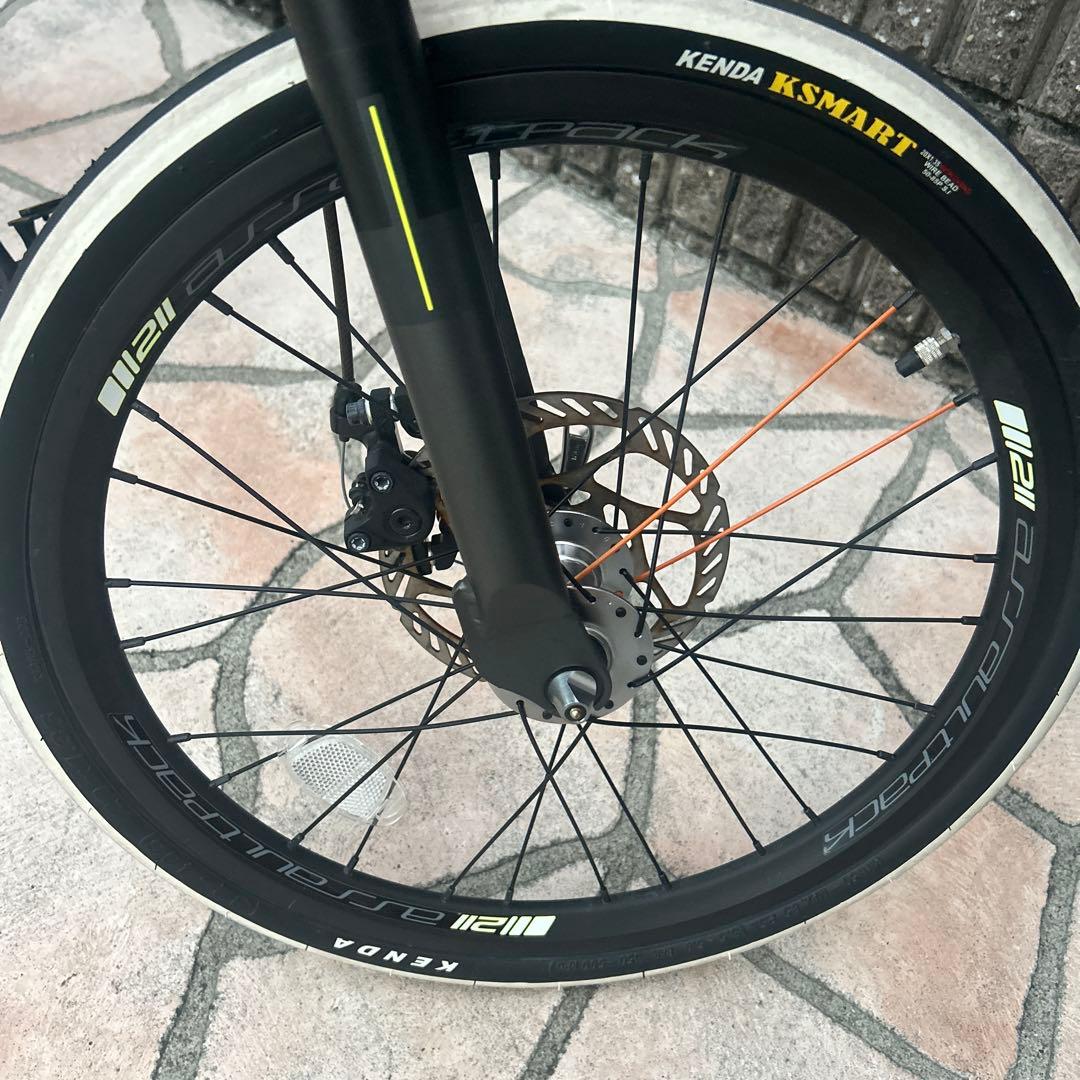 ドッペルギャンガー211 貴重蛍光イエロー