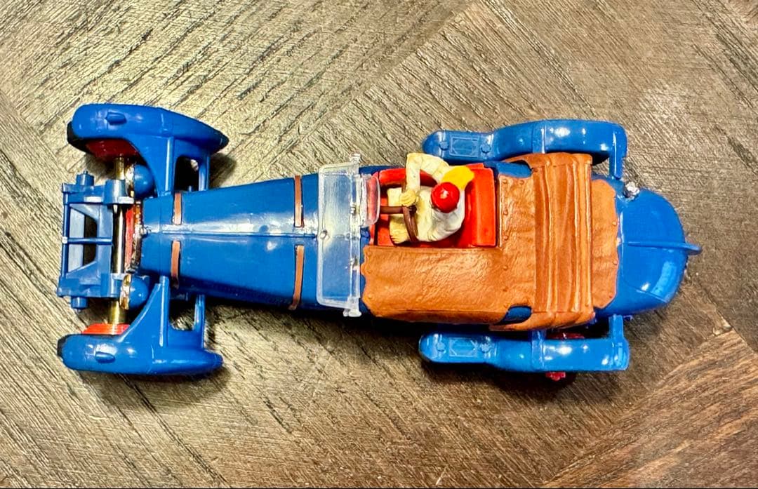 scalextricスケーレックスC65アルファロメオ 1933 スロットカー