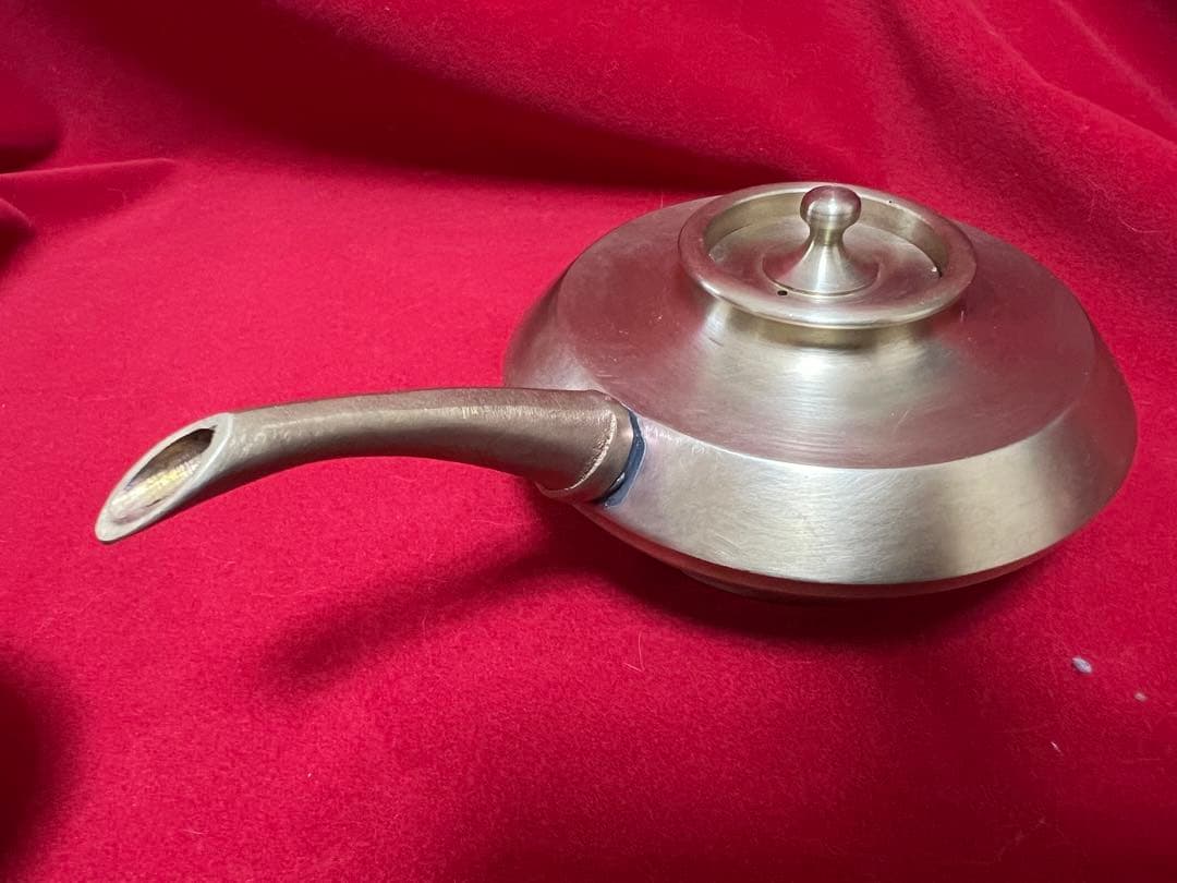 銅器水差書道具　高岡銅器　花水注唐銅蓋2点現状品のみ