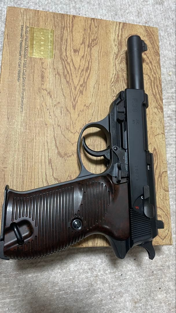 マルゼン　ワルサーP38 ガスブロ　マガジン2つ