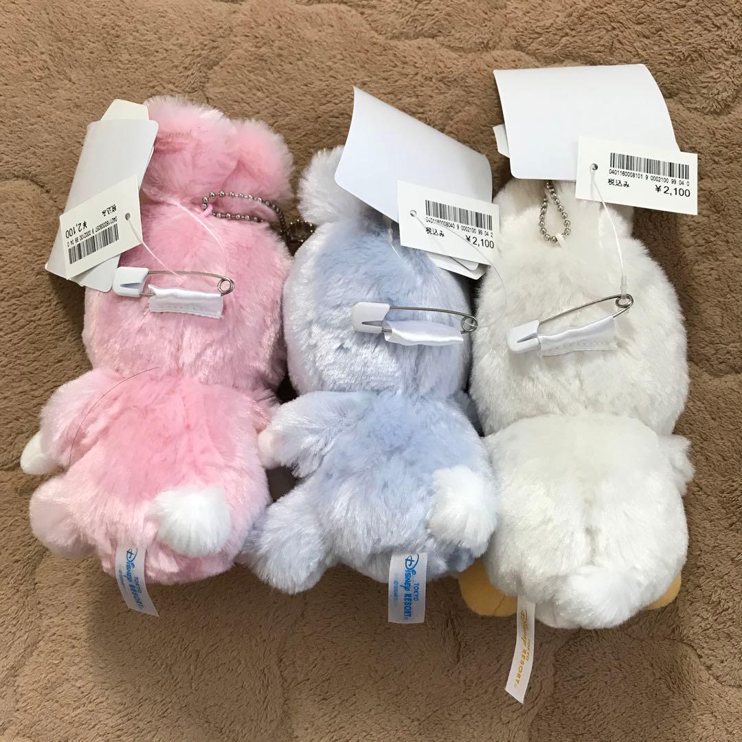 ミッキー　ミニー　プーさん　ぬいぐるみバッジ　干支　2023 うさぎ